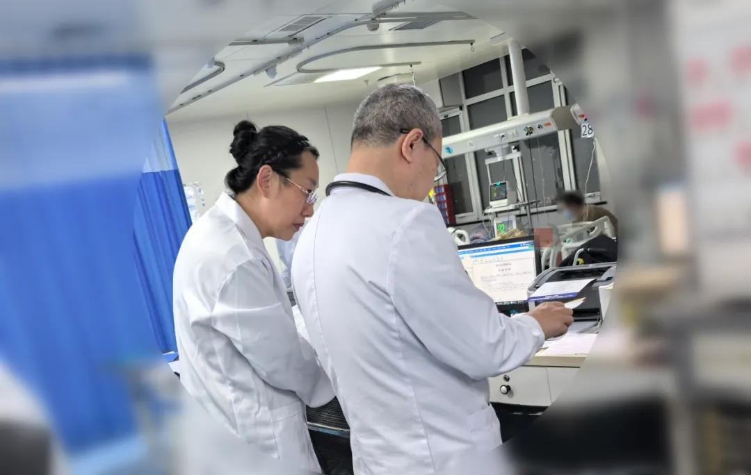 多学科联动攻坚!我院成功救治心梗合并直肠肿物大出血危重患者